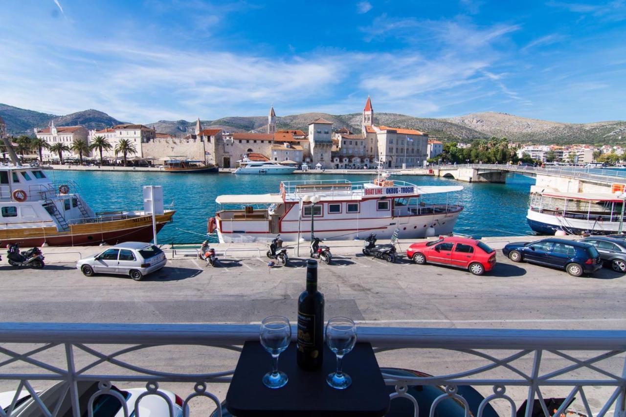 Vila Liza Bed & Breakfast Trogir Eksteriør bilde
