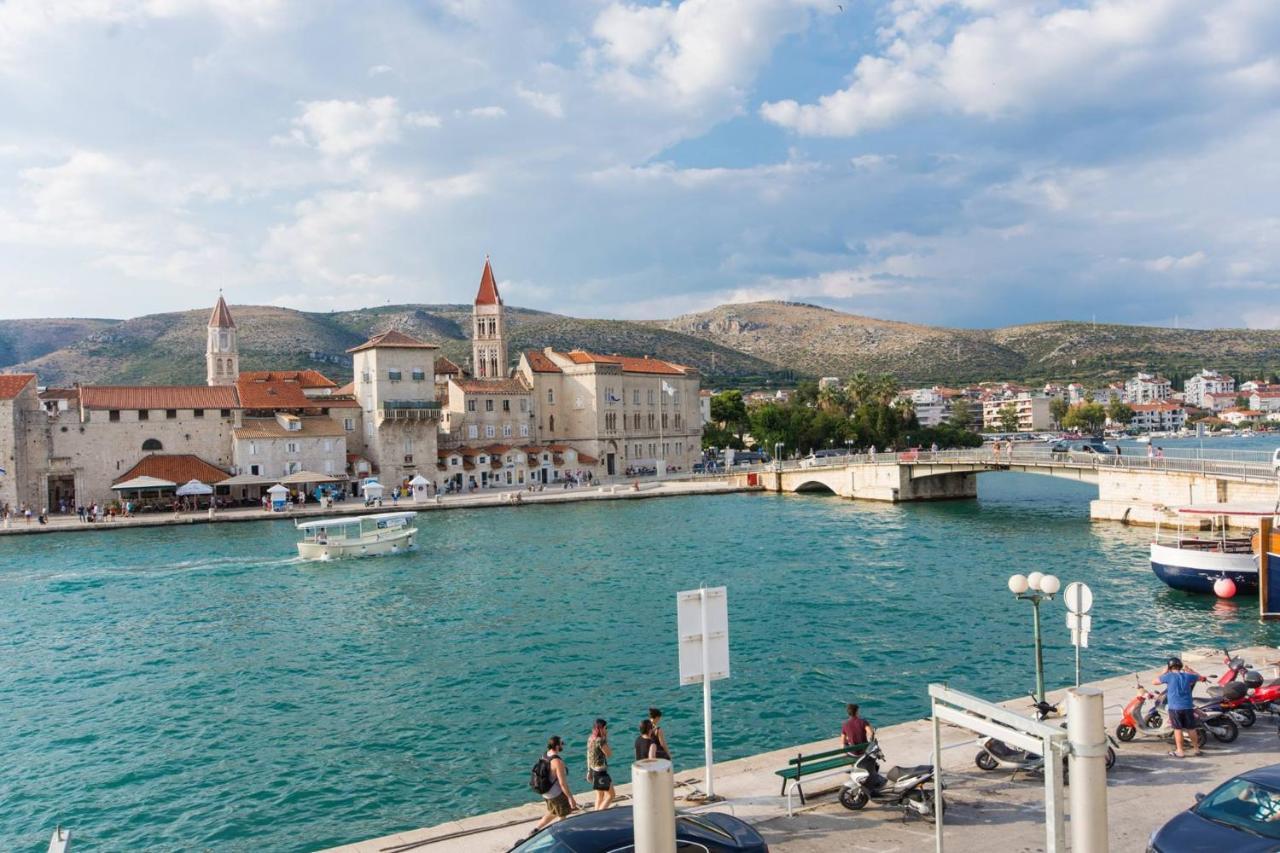 Vila Liza Bed & Breakfast Trogir Eksteriør bilde