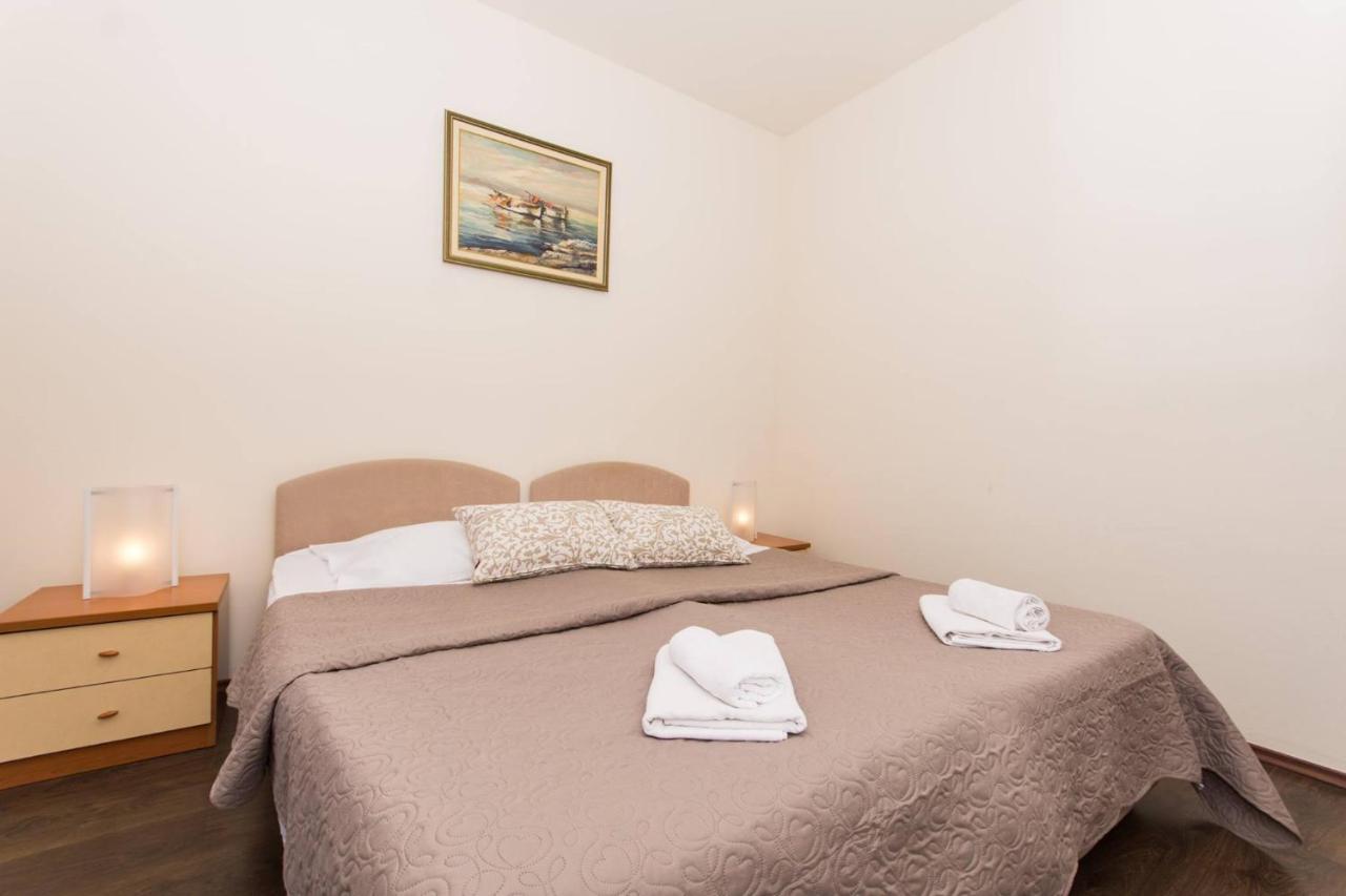 Vila Liza Bed & Breakfast Trogir Eksteriør bilde