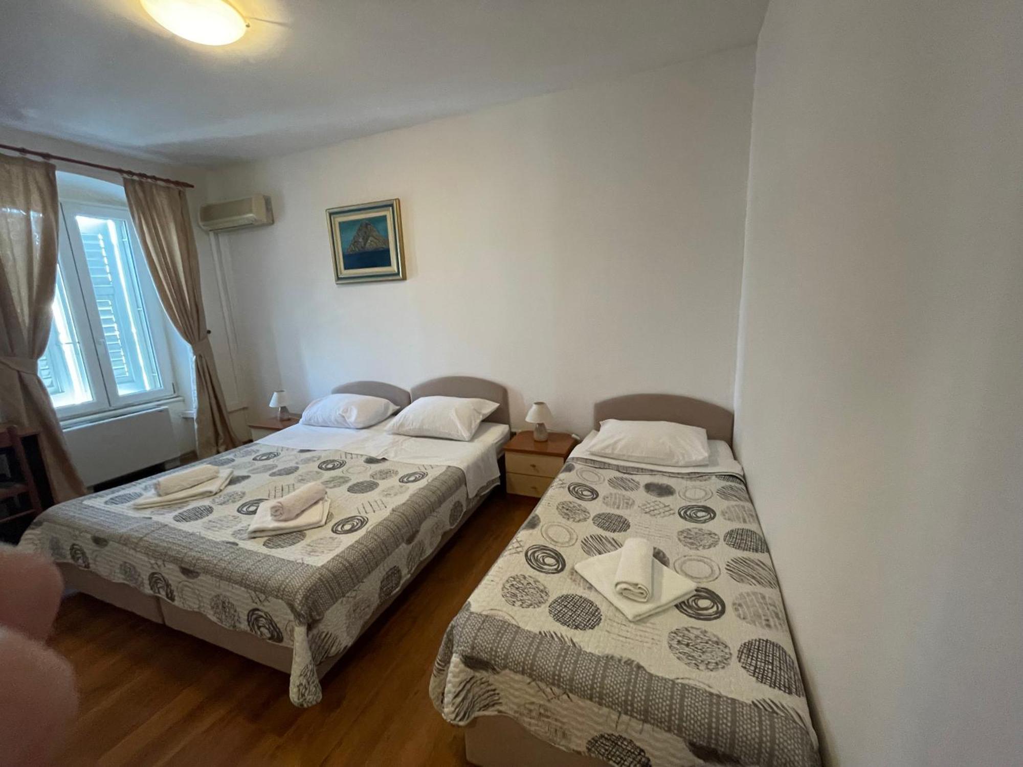 Vila Liza Bed & Breakfast Trogir Eksteriør bilde